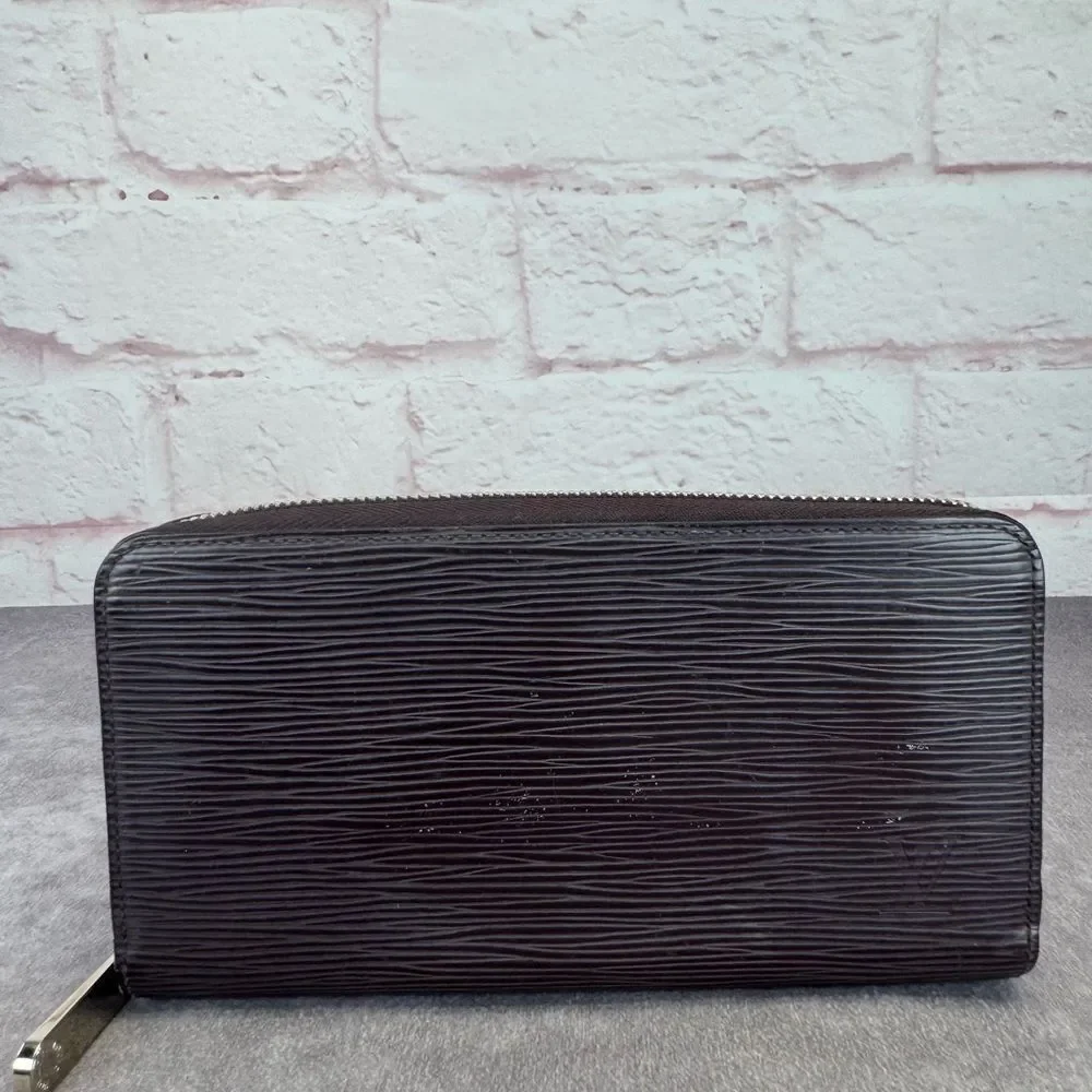 Louis Vuitton Epi Leather Zippy Wallet Vintage